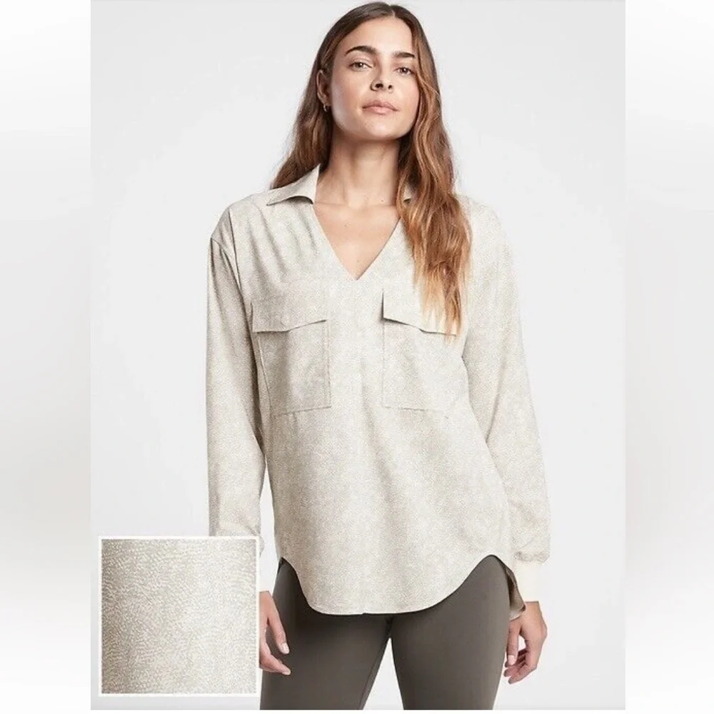 ATHLETA Zuma Top Collared V-Neck Long Sleeve Viper Subtle Grey Print Women XL